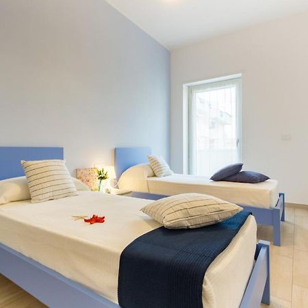 Blu 2P - Palazzina Laura Myho Casa Apartment Tortoreto Luaran gambar